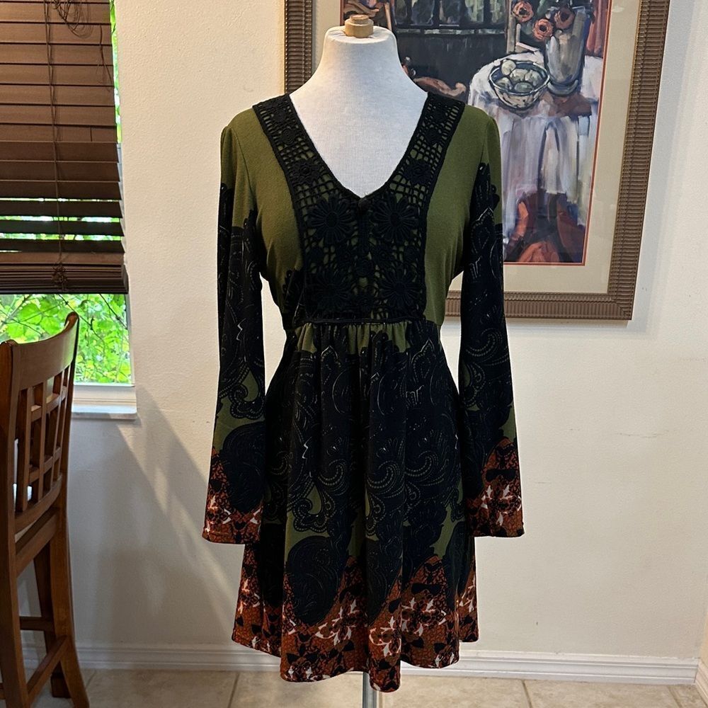 Aryeh Green Sweater Dress w/ Black Lace and Contrasting Rust Trim Size XL
